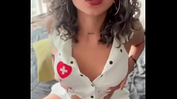 Doctora Chapina viral caliente se masturba para su paciente