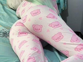Stepdaughter in cosplay pajamas gets screwed by her large-cock stepdad (Over eighteen)