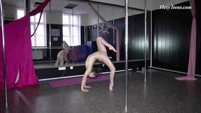 ”Incredible gymnastics by Tamara Neto with hottest butt”