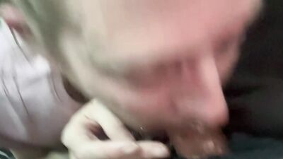 Deepthroat in pickup truck