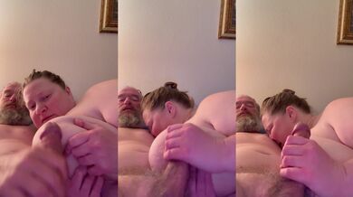 Sucking cock&withboob