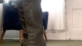 Naked giantess toy soldier crush