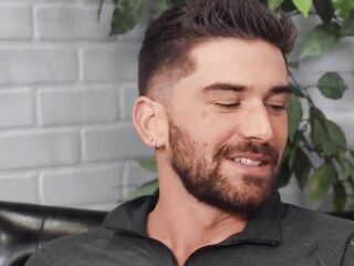 TRANS GIRLS - Therapy Turns Into A Screw Session Featuring Chris Damned And Emma Rose