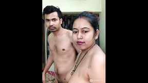 Indian girl gives a sloppy blowjob in her aunty's hidden sex video collection.