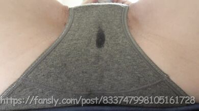 I came twice watching porn with panty stains and finger fucking