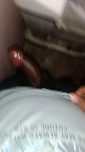 Bathroom Me Jake Mutthi Maar Di