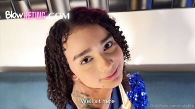 18 year old virgin has multiple orgasms fucking her first time