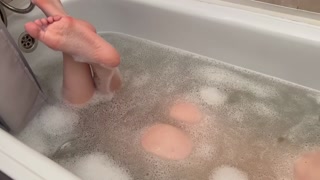 bathes in cum and gives in the ass