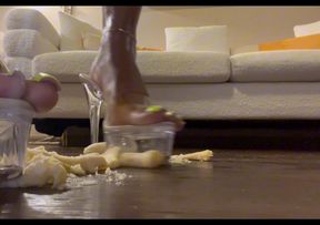Banana High Heel Crush 🍌
