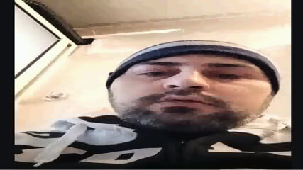 Marco Puglisi  Si masturba davanti alla telecamera davanti a una bambina di 10 anni