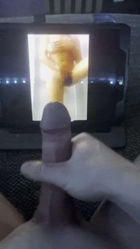 Hot wife with big tits masturbates in a Turkish shower