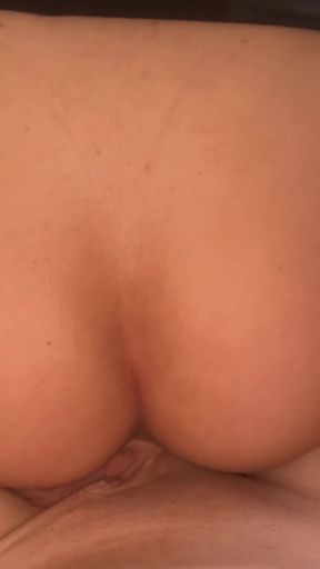Creampie in a Big Hole and Cumshot on the Stomach! Big Natural Tits!