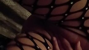 Amateur GF shows her hot Ass
