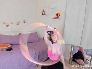 Kitty Webcam Beauty Hula Hoops For U