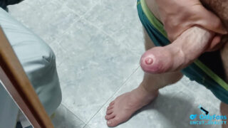 Masturbare, puloi, pulă monstruoasă, tătic, pulă albă mare, necircumcis – homosexuali maturi amatori necircumciși care se fut anal