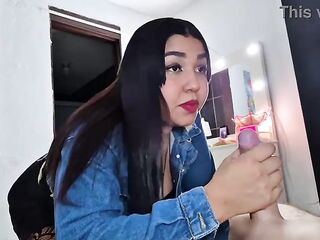 Hotty abandoned by her boyfriend is helped and banged by a stranger