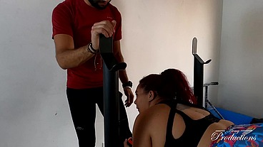 I fuck my stepmom in the home gym