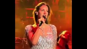 Lana Del Rey singing A&amp_W live at Leeds Festival 8/26/24