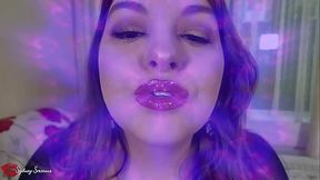 Trippy Kisses