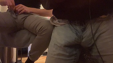 2 amateur flatmates wetting their pants on cam for a follower