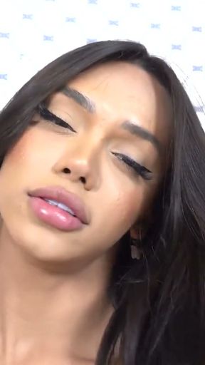 BRAZILIAN TRANSSEXUALS: Sexy Gabrielly Ferraz in new solo   Clip 1