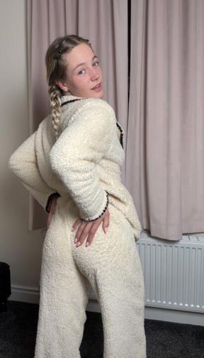 Teasing you in my Fluffy PJs 😚