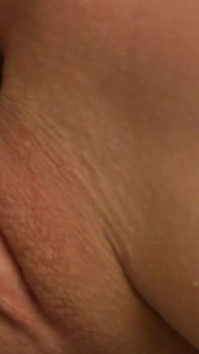 Veronica Avluv agrees to masturbate naked
