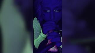 BEAUTIFUL EMO FEMBOY DEEP THROATING FAUX-COCK + GIGANTIC JIZZ FLOW