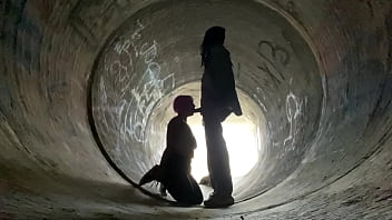 Tunnel BBC blowjob