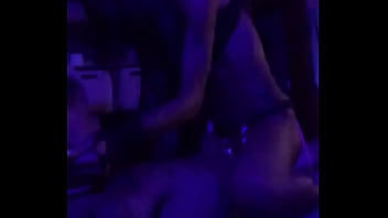 Puta caliente cabalgando la pija del marido