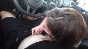 Teen blowjob in the car - Cum mouth