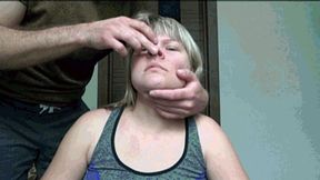 play with her nose 7FF
