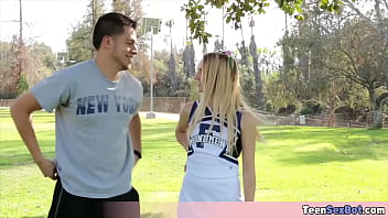 Cute cheerleader stepsis Carmen sucks stepbro's cock