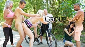 Mature cougar groupsex with best blowjob