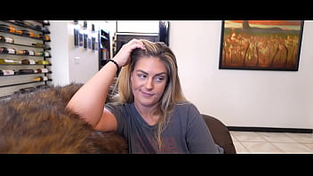 My Friend's Slutty Divorced Mom Teaches Me Handjob Techniques