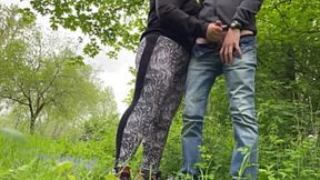 milf′s tight grip keeps me begging for more