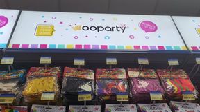 Choose new balloons with me in a balloons store avi