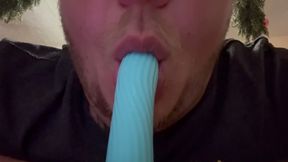 Sucking in Slow Mo - Dildo