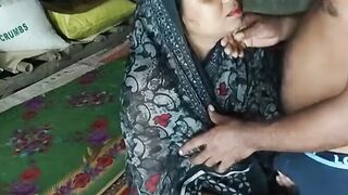 Desi Village Bhabhi Maa Fucked By Dewar In Thre home