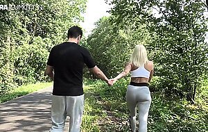 Lara-cumkitten, notgeile fickschlampe bubble butt beim