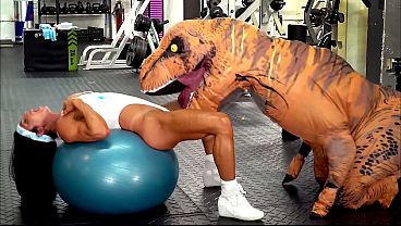 Camsoda - hot milf stepmom fucked by trex in real gym sex