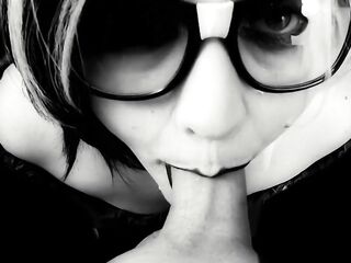 Hawt nerd swallows a load