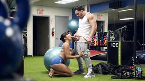 ”Gym Fiend PUA Caught in Action w Buxom Ho”