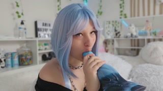 Hina Daydream - Je test mon nouveau jouet NOTHOSAUR dans les 3 trous