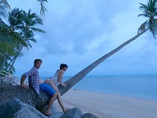 quickie beach rise