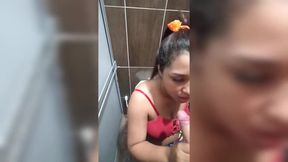 18 year old brunette big saggy tits from New York United States fucking her stepbrother's big dick infor