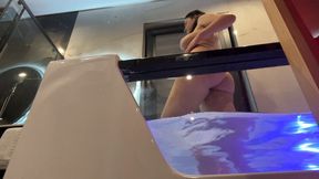 Quickie for Nude Goddess in Jacuzzi