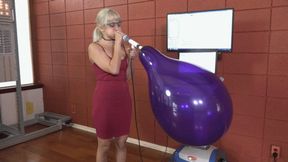 Sushii Blows a Qualatex 16-inch Balloon to Bursting (MP4 - 720p)