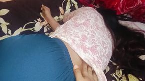 Indian dasi aunty fucked hard with hindi audio