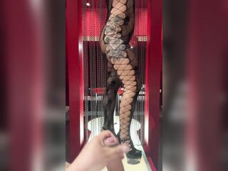 Escort dancing and riding client's dong in motel